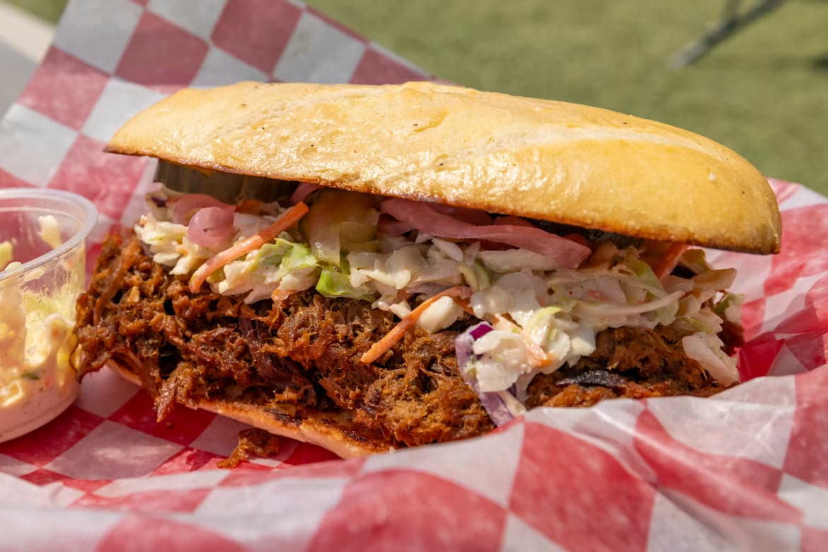 THE BIG FOOD TRUCK